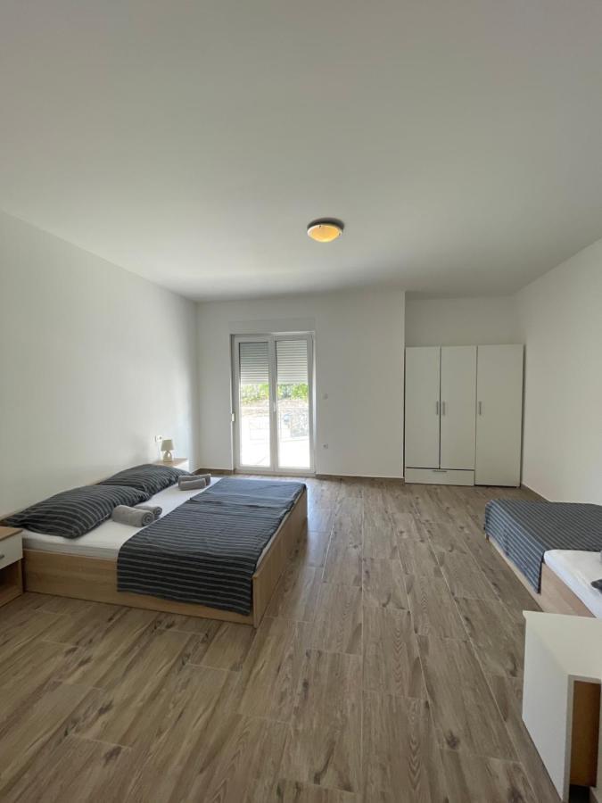 A&A Apartments By The Sea Trogir Exterior foto